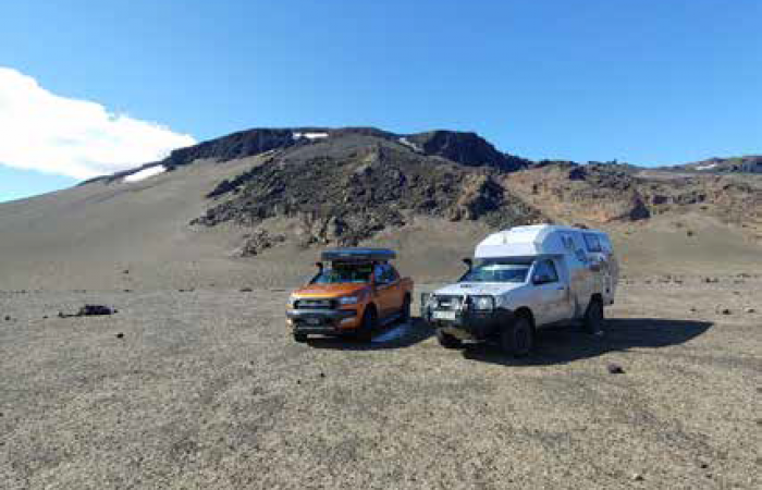 Źródło tętniące na pustyni! - Islandia4x4 Źródło tętniące na pustyni! - Islandia4x4